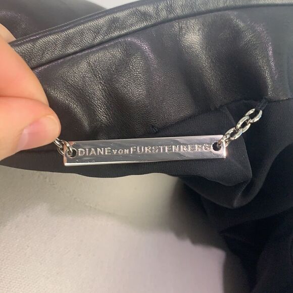 Diane Von Furstenberg black leather with pleated collar jacket - Picture 10 of 12